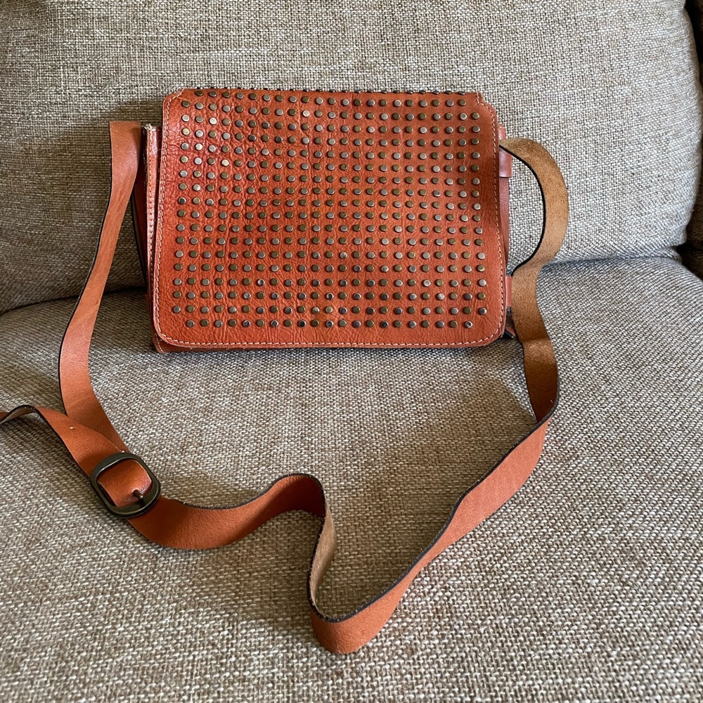 Patricia Nash Studded Leather Crossbody bag Brown - Excellent condition